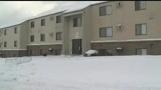 Man and woman shot inside Youngstown apartment