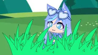 A rare sighting of a ice fox! Fascinating :3 (re-uploaded cuz I forgot to do something)