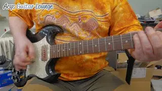 Black Gibson SG special (very special) with P90 Ol&acute;School models