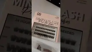 Glad girl press on lashes. #shorts  #lashes  #pressons  #easy  #makeup #review