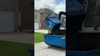 Yard Waste Carey Can #garbagetruck #trashtruck #dumpstertruck #garbage #garbagecollection #auto