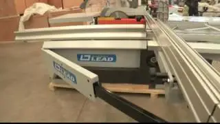 Sliding table panel saw machine