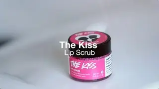 Lush Valentine&rsquo;s Day 2016: The Kiss Lip Scrub