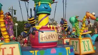 Hong Kong Disneyland | Flights of Fantasy Parade | Jan. 2019