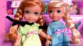 Disney Frozen Petite Surprise Trolls Gift Set Princess Anna Elsa Toddler Dolls Playset