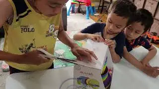 Costco Munchkin 18-Piece Kids&rsquo; Dining Set Review with Raiden - Unbox, Try it & Laugh Together