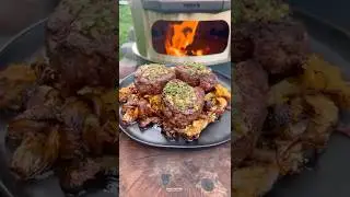 Tennessee Onions with Steak