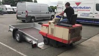 Remolque plataforma abatible 