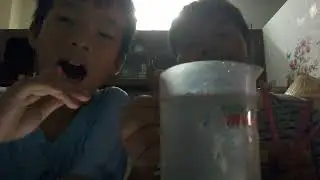 Thử tbach b&aacute;nh que