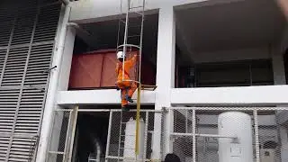Safe descend of monkey ladder.