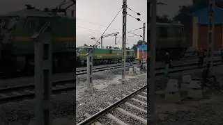 #wag9 honks #indianrailways #youtubeshorts #shorts #locomotive #shortvideo #electriclocomotive