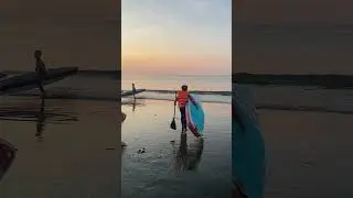 Morning SUP session: A peaceful start to the day #paddling #kids #vietnamhomeschooling