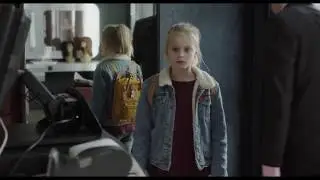 KAPSALON ROMY | Exclusieve clip: 'omdat je al best oud bent' | nu in de bioscoop