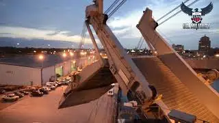 Beaumont USNS Mendonca T AKR 303  Ship Unloading