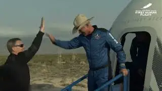 Jeff Bezos goes to space