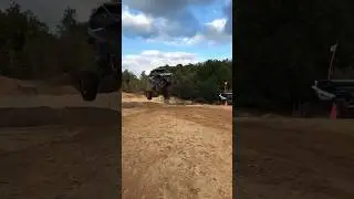 😬 THIS is why you invest in an aftermarket cage! #utv #polaris #rzr