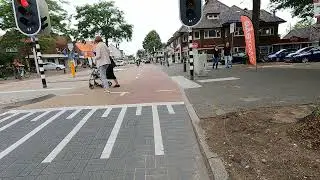 Leusderweg met fietsstroken, 2x versneld.