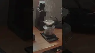 Drip coffee #coffee #coffeelover #coffeedaily #homebarista #shorts #short