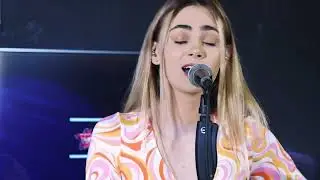 Virgin Radio Breakfast Romania: Alexia - Monocrom