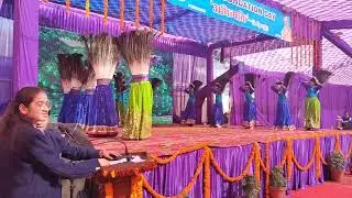 peacock 🦚 dance by class 5th omkarananda Saraswati nilayam rishikesh