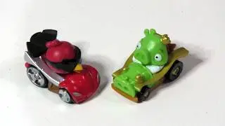 Angry Birds: Pig Rock Race Way