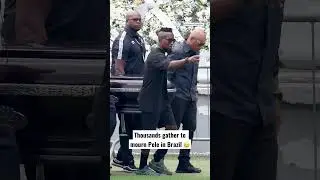 Pel&eacute;&rsquo;s two day funeral is taking place at Santos&rsquo; Estadio Urbano Caldeira 🇧🇷