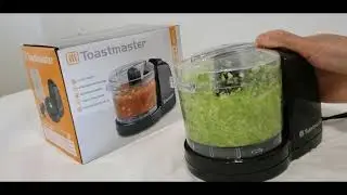 Mini Chopper - Toast Master (chopping broccoli)