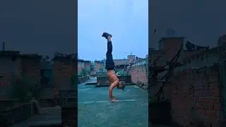 Master Handstand Challenge 💪🤸&zwj;♂️ #shortsfeed #shorts #handstandchallenge #trending