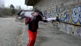 TRI POLOSKI ©hardvideo