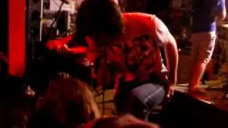 Oh... Knees Don't Bend The Other Way (LIVE@HQ) - We Are The Emergancy