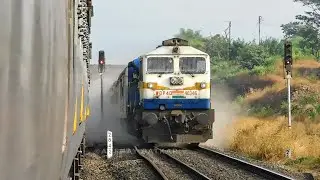 Hurricane Mumbai AC Express Creates Dust Storm And Crossing Sindhudurg Passenger
