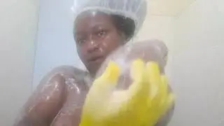 A LAZY SHOWER #dothingsyoudontwanttodo