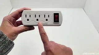 Maxxima 3 Outlet Grounded Wall Plug Adapter