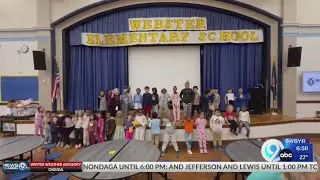 Kate Thornton visits the 1st graders of Webster Elementary school in the Syracuse City School Distri