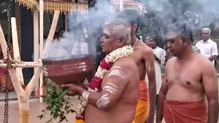 ஸ்ரீ மாரியம்மன் சாமி கோவில்  முதல் நாள் பூவோடு தொடங்குதல்