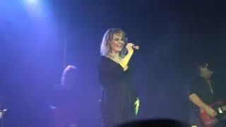 Iveta Bartošová Live  Půlnoční smíření   Praha  20 12 2010