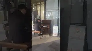 [Korea tour] Enchanting Piano Busking at Gwanghwamun: Experience Seoul's Rhythm! 🎹✨