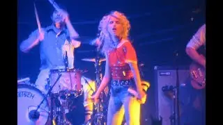 Paramore - Idle Worship and No Friend at Cardiff Motorpoint Arena - Tour Three - 11th January 2018