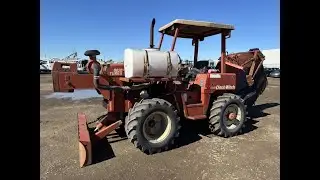 Ditch Witch 8020T Trencher
