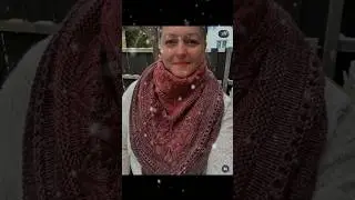 Frozen Dahlia Shawl on Ravelry, yarn by meine_wolle_deine_wolle #nanasknits #strickpodcast #knittig