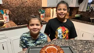Pizza Monkey Bread (pull apart pizza)