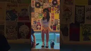 Social disDancing ⬅️➡️ || #Shorts