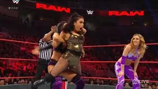 WWE IIconics - IIconic Knee Compilation (Butterfly Knee)