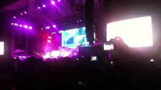 Britney Spears Baby One More Time S&M live Guadalajara
