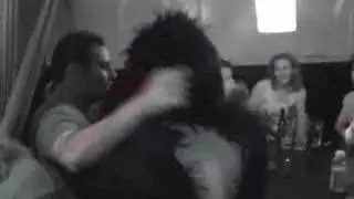 Urban Mo's Gorilla Make out