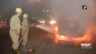 Watch: Fire engulfs a mini truck in Delhi