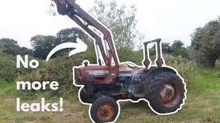 How to replace your loader seals. Ford 3000 tractor and a Quicke Plus loader