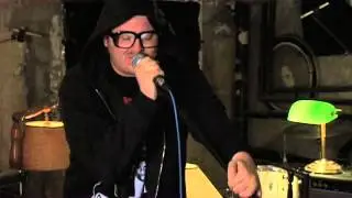 D-Sisive performs 