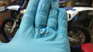 1:11 Pesky Piston Wristpin CirClips! How I get them in & out of the piston on Motocross Dirt bikes.