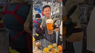 Fresh Fruit Juice Making at Traditional Market 🍊🥝🍇 | Street Food in Korea 🇰🇷 #shorts #juice #foryou